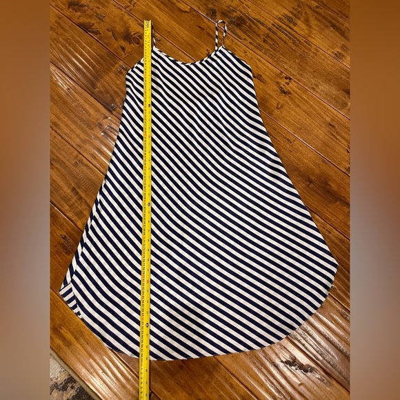 Vintage satin nightgown and robe set - Picture 6 of 10